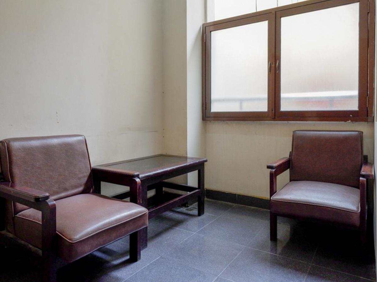 فندق Reddoorz Near Tugu يوغياكارتا المظهر الخارجي الصورة