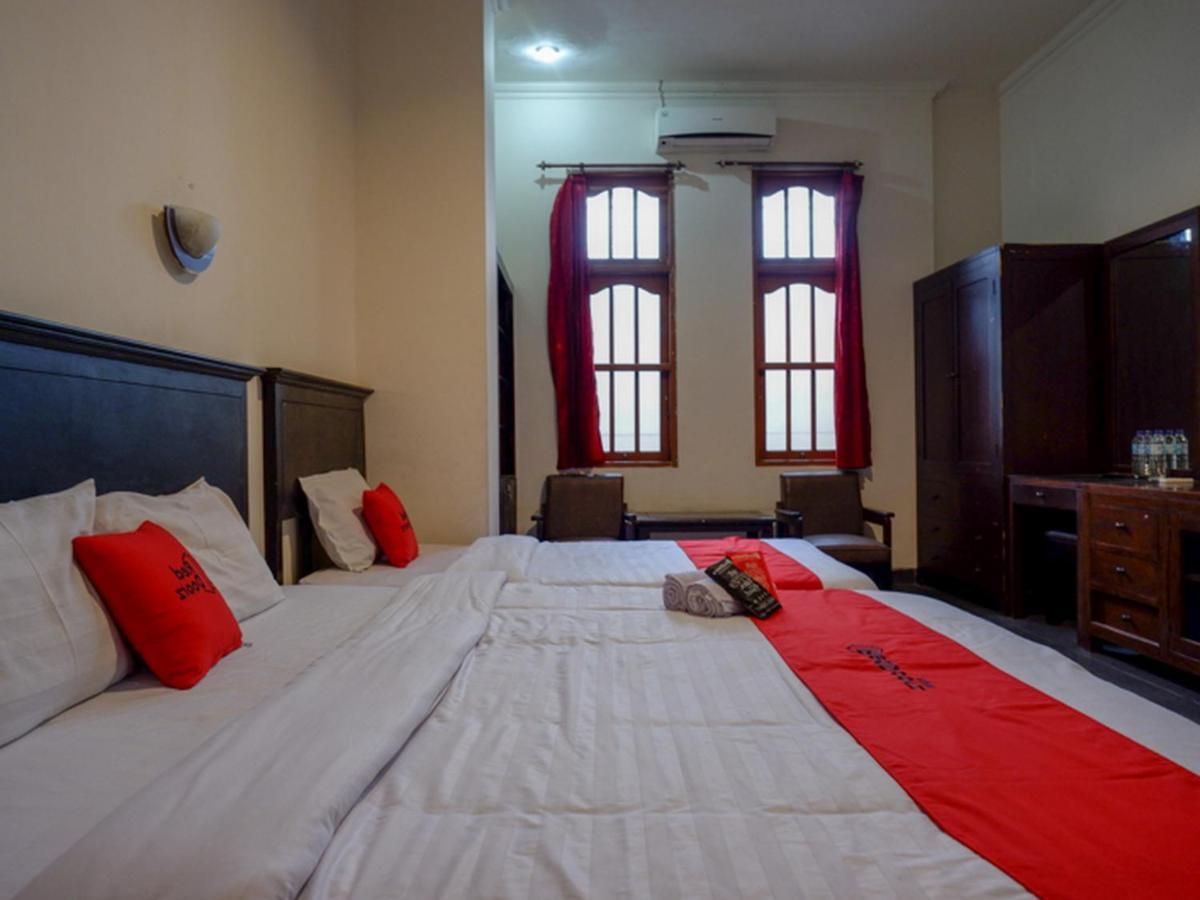 فندق Reddoorz Near Tugu يوغياكارتا المظهر الخارجي الصورة