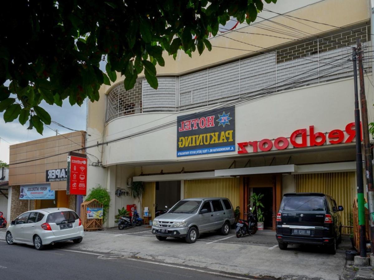 فندق Reddoorz Near Tugu يوغياكارتا المظهر الخارجي الصورة