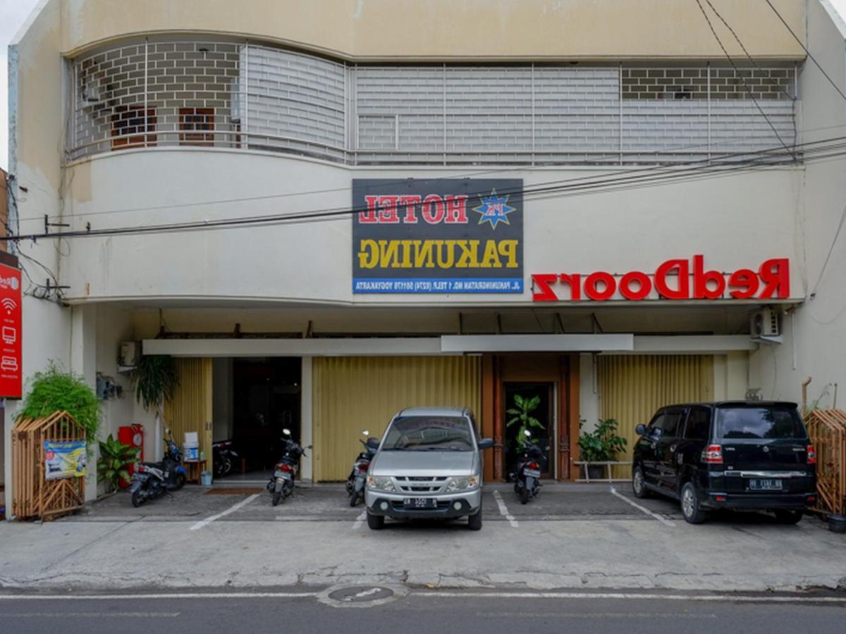فندق Reddoorz Near Tugu يوغياكارتا المظهر الخارجي الصورة